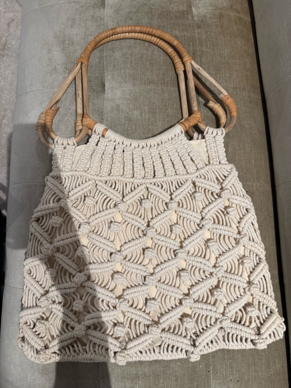 Boho Macramé Tote Bag with Wooden Handles - Cream